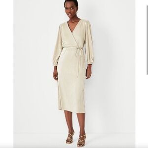 Ann Taylor Shimmer Pleated Knit Wrap Dress Champagne Gold Size large P - NWT
